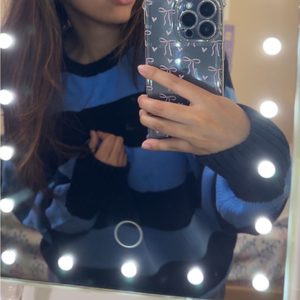 brandy melville sweater